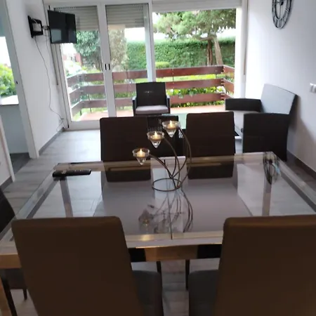 Piso Attila * Sanxenxo